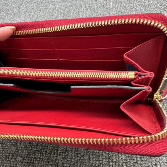 100% Authentic Gucci Leather Wallet - Picture 11 of 12